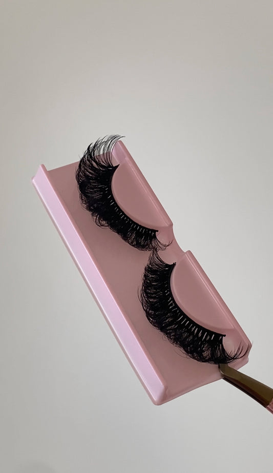 Fluffy Russian volume strip set