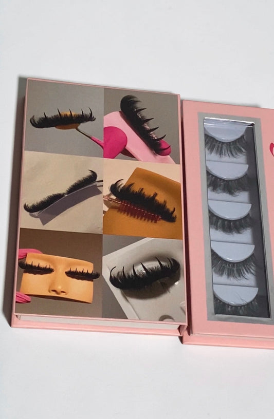 (DISCOUNTED PRICE!) CSUK ✖️5 sets Lash Books