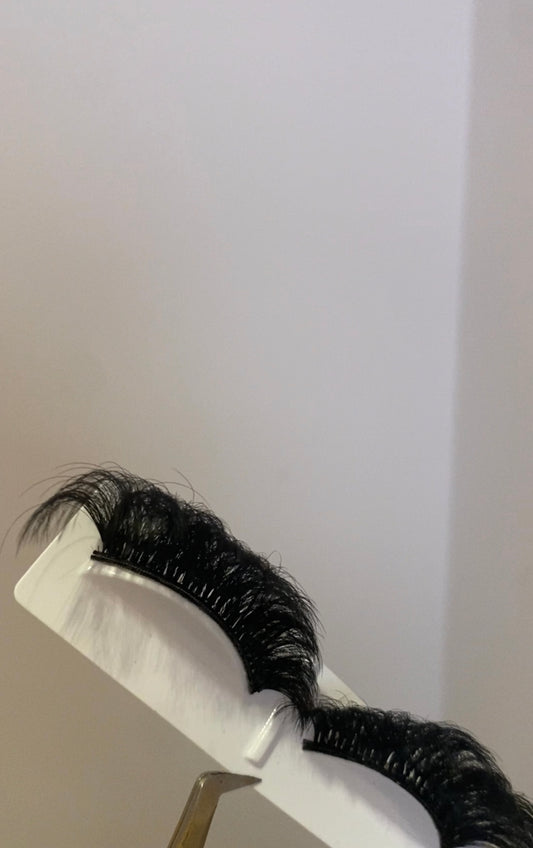 The Wispy set custom strip lashes