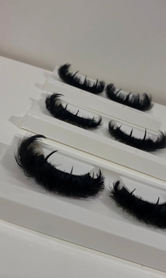 ✖️2 cat eye + spikes custom lash strips